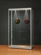 SV1200A7H Vitrine Alu Silber mit Beleuchtung abschließbar